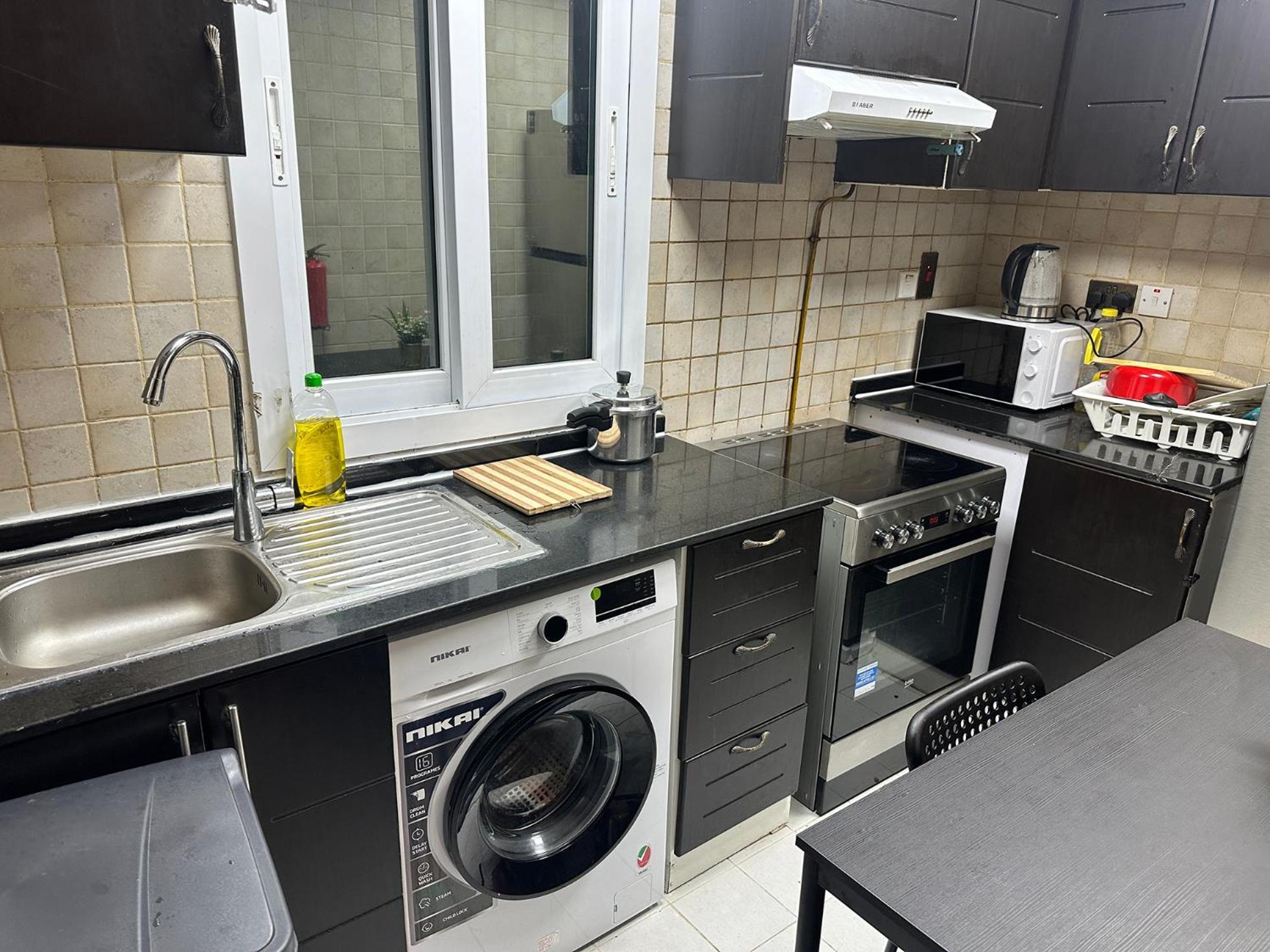 דובאי Partition Room In Al Seef Near Burjuman Metro מראה חיצוני תמונה
